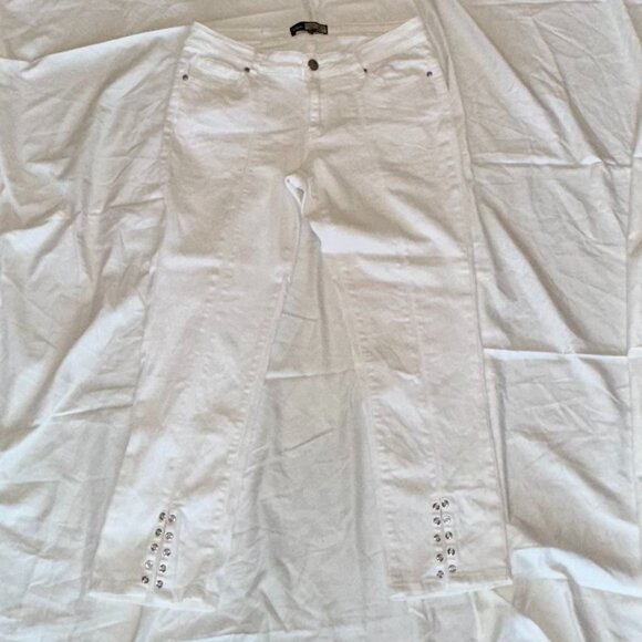 Suzanne Betro*Accented Ankle White Denim Jeans - Picture 1 of 10